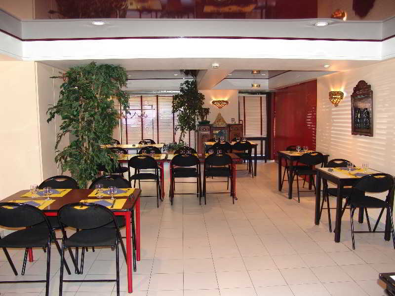 Greet Hotel Marseille Parc Chanot Velodrome - Ouverture 2025 Restoran gambar